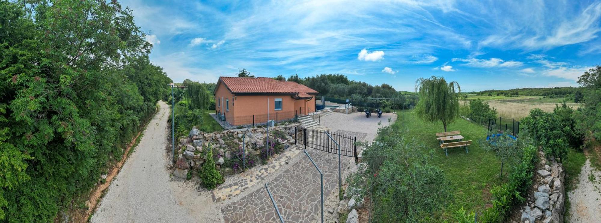 Villa Pendolina With Private Pool Buje Buitenkant foto