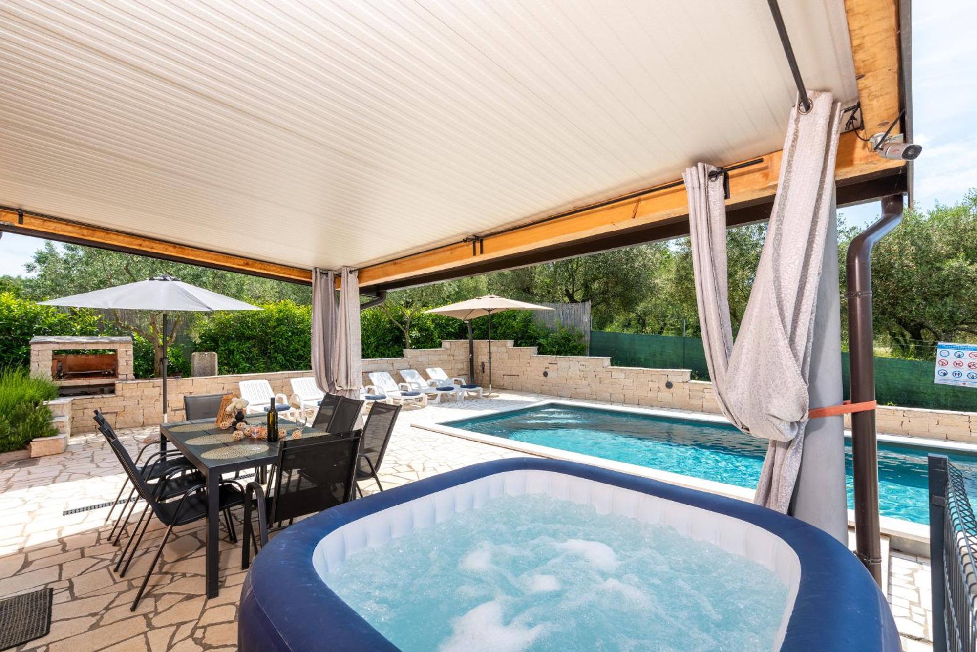 Villa Pendolina With Private Pool Buje Buitenkant foto